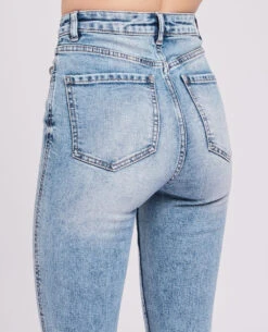 PIMKIE Jean évasé Délavé -Urban Soldes 141816 683A06 portrait HD 7