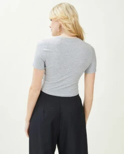 PIMKIE T-shirt Cropped -Urban Soldes 409708 818A08 portrait HD 4