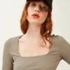 PIMKIE Top Maille Côtelée Encolure Carrée -Urban Soldes 409711 E71A07 portrait HD 2