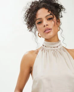 PIMKIE Top Dos-nu Satiné Encolure Américaine -Urban Soldes 562670 E76A09 portrait HD 6