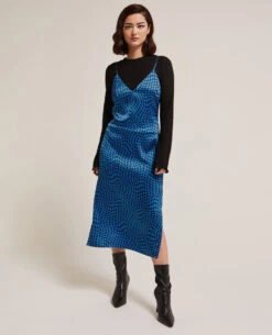 PIMKIE Robe Midi Tissu Satiné 7 PIMKIE Robe Midi Tissu Satiné -Urban Soldes 781908 J04I06 portrait HD 3