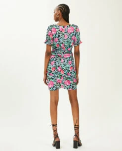 PIMKIE Robe Courte En Satin Avec Fronces -Urban Soldes 781930 A89E08 portrait HD 4