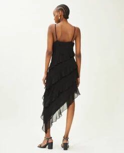 PIMKIE Robe Asymétrique Avec Volants -Urban Soldes 781957 899A08 portrait HD 4