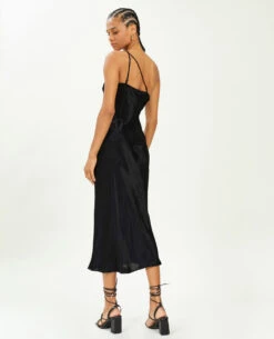 PIMKIE Robe Asymétrique Satinée Avec Bretelle Bijou -Urban Soldes 781963 899A08 portrait HD 4